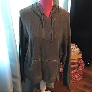 PINK Victoria’s Secret olive green ribbed corduroy hoodie
Size Large